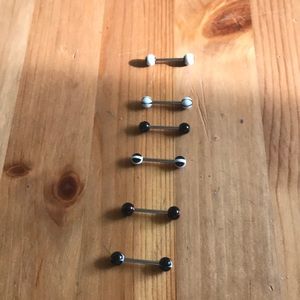 Tongue piercing jewelry